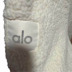 Alo XS Oversized Sherpa Jacket